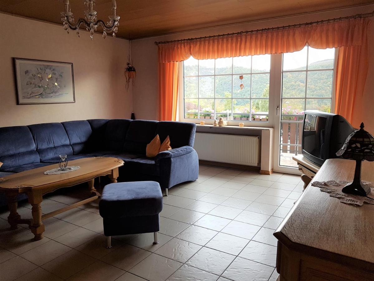 Ferienweinhaus Roemer-Knodt Kröv Dış mekan fotoğraf